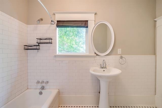 1630 Mistletoe Boulevard - Photo 16