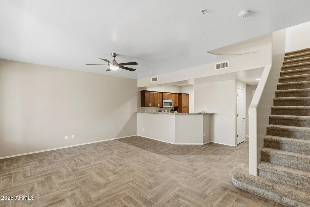 21655 N 36th Avenue - Photo 2