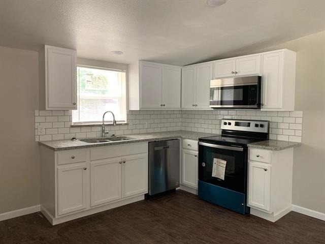 1012 Faye Street - Photo 0
