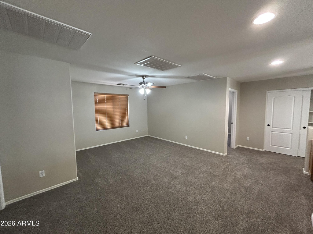 24902 W Wayland Drive - Photo 15