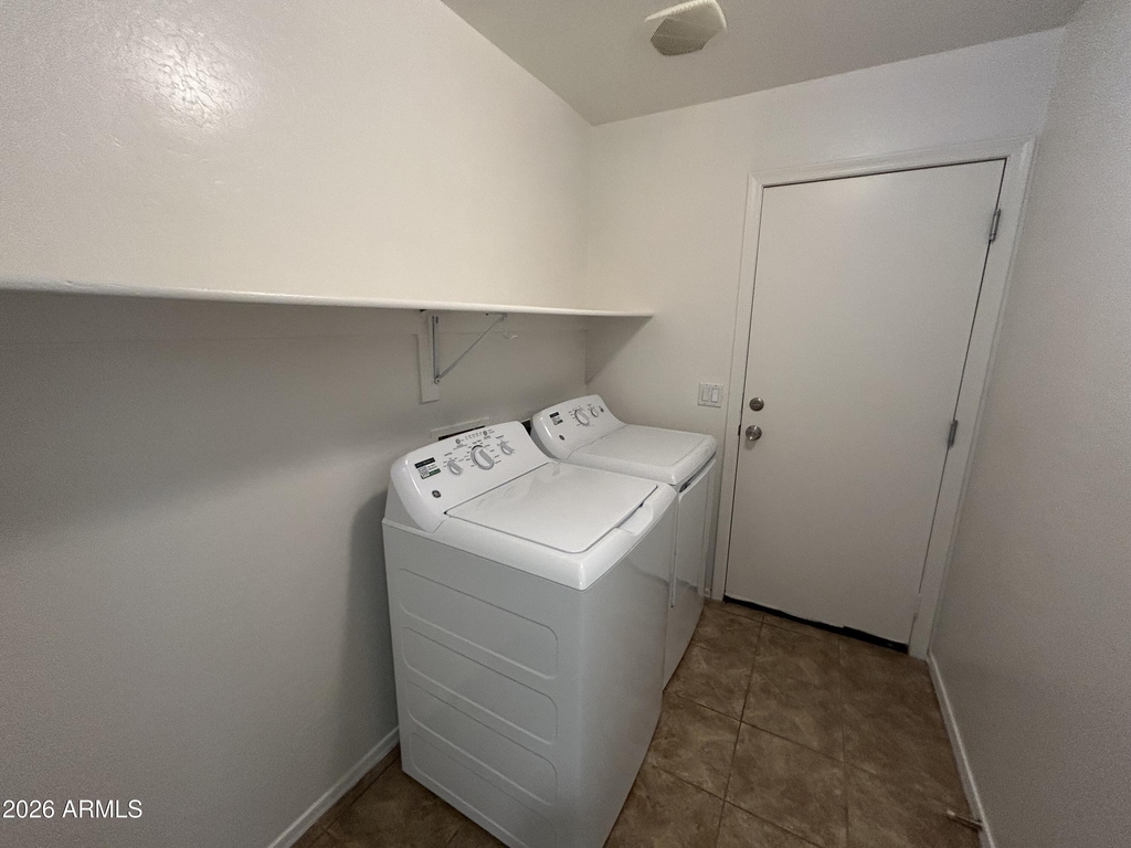 24902 W Wayland Drive - Photo 31