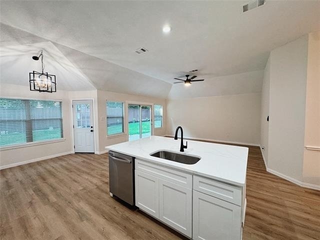 7504 Shasta Drive - Photo 4