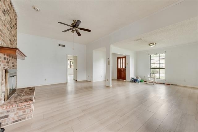 2623 Fallcreek Drive - Photo 4