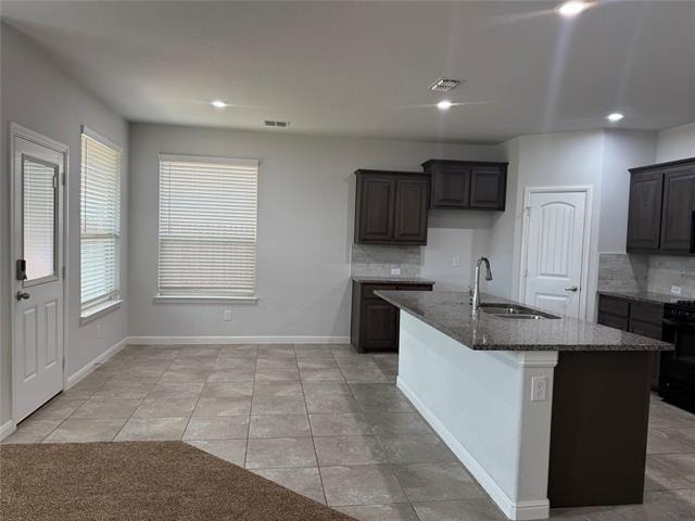 4928 Sugarcane Lane - Photo 3