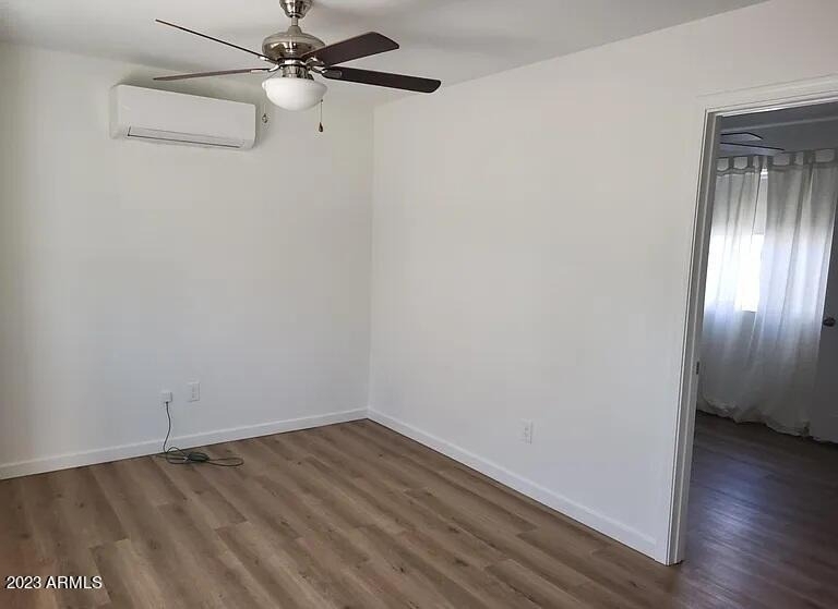 1522 W Polk Street - Photo 1