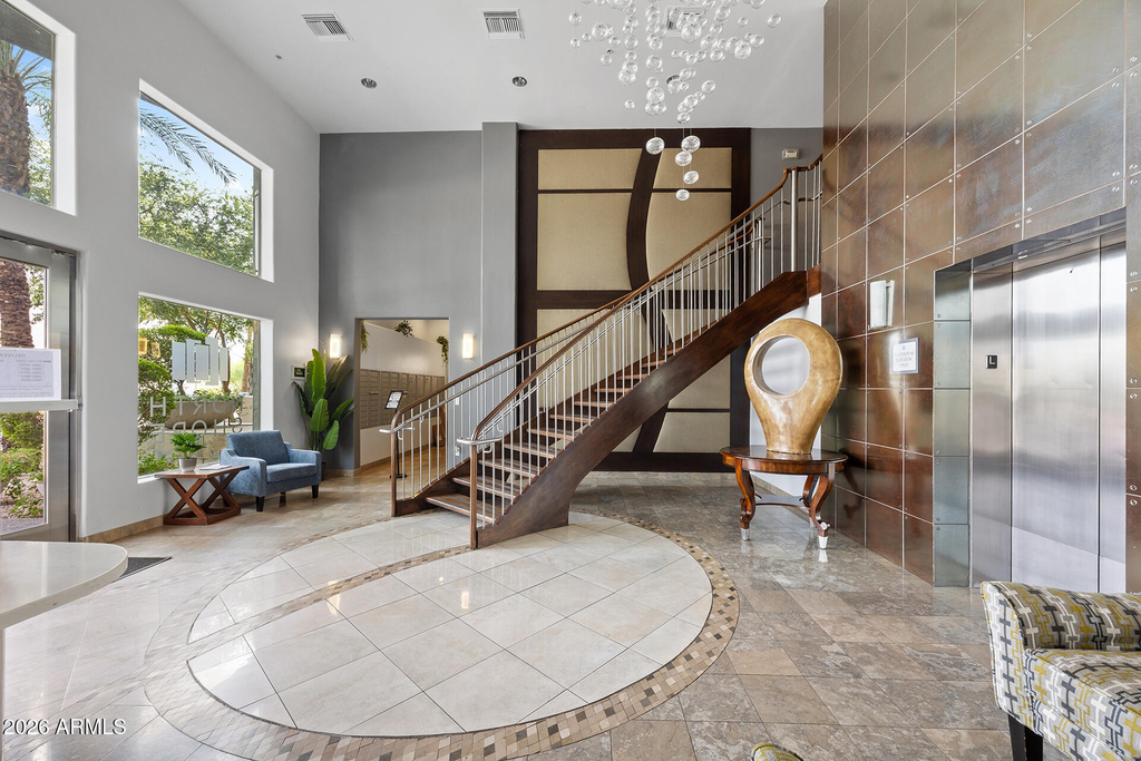 945 E Playa Del Norte Drive - Photo 2