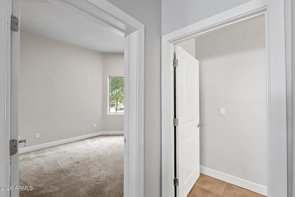 945 E Playa Del Norte Drive - Photo 18