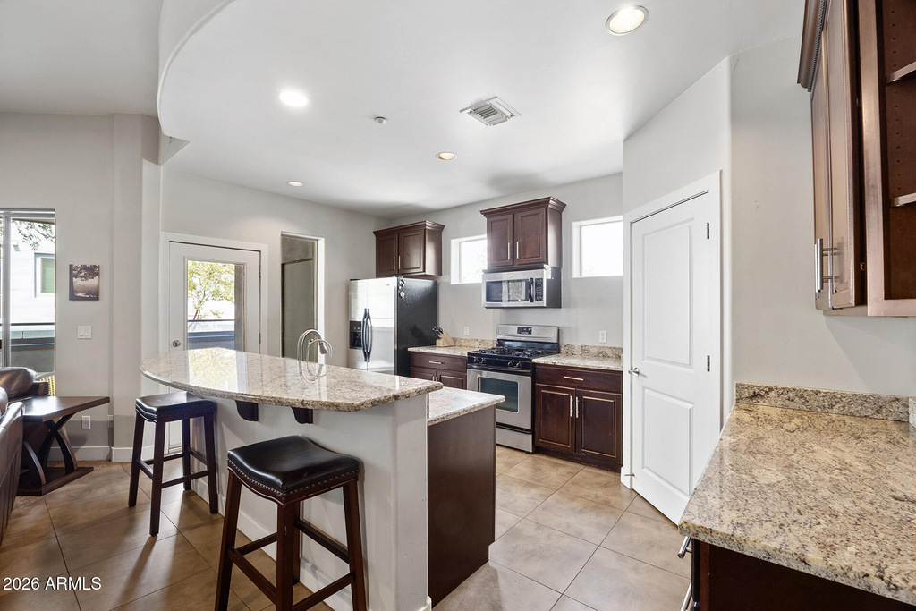 945 E Playa Del Norte Drive - Photo 11