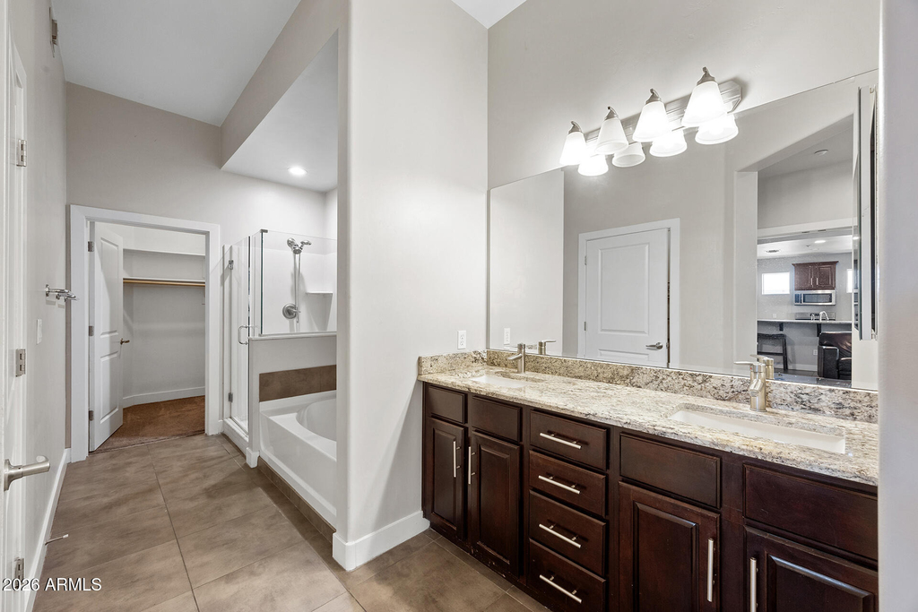 945 E Playa Del Norte Drive - Photo 27