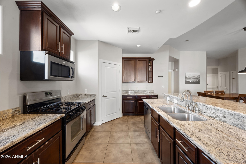 945 E Playa Del Norte Drive - Photo 13