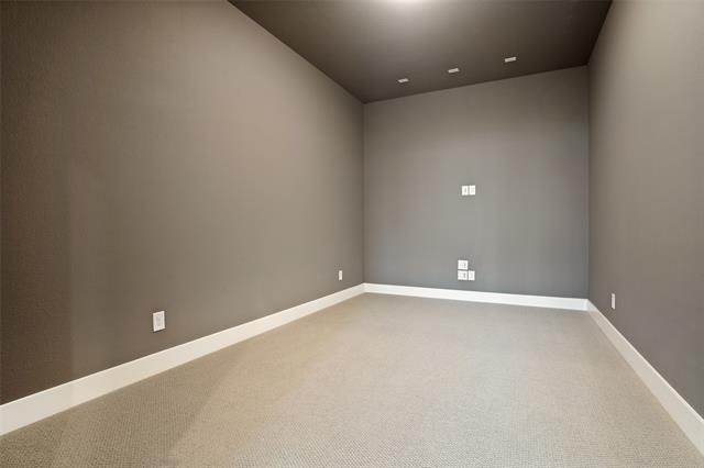 16317 Renault Street - Photo 15