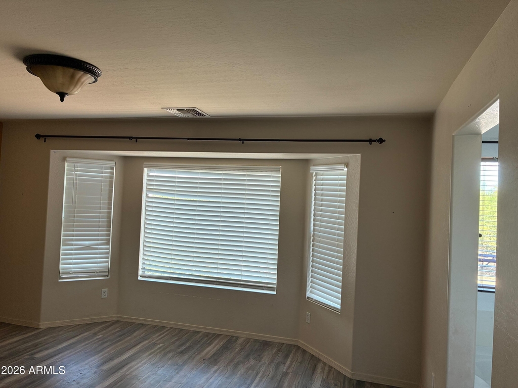 3340 S Sunland Drive - Photo 16