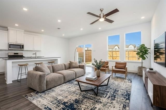 1328 Hill Country Place - Photo 3