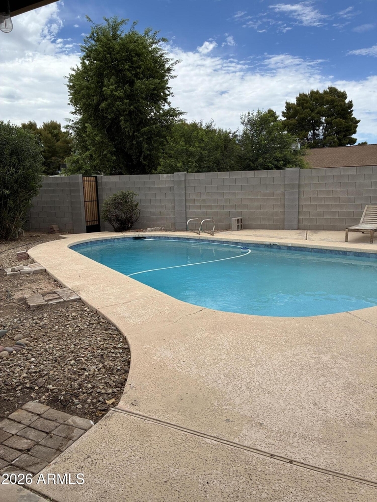 2058 E Fremont Drive - Photo 18