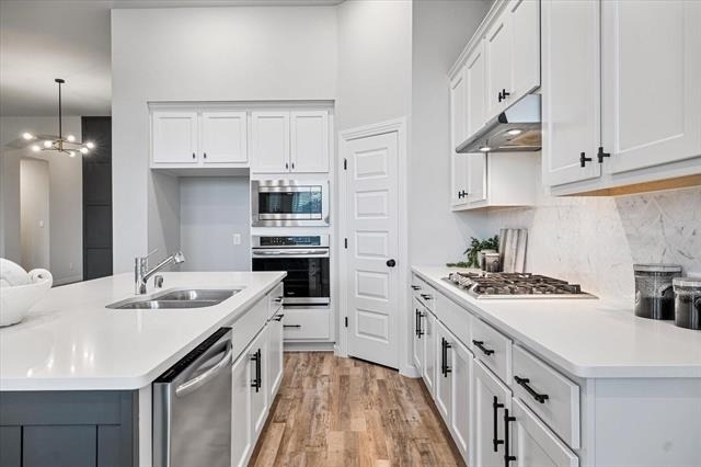 1100 Parkstone Drive - Photo 8