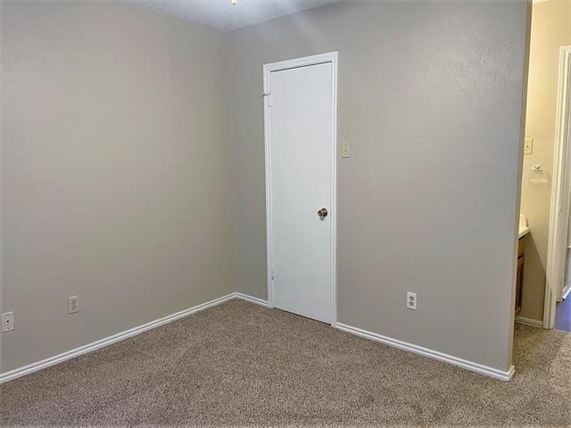 8518 Holly Street - Photo 12