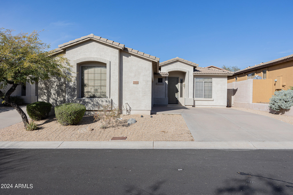 7312 E Mills Street - Photo 1
