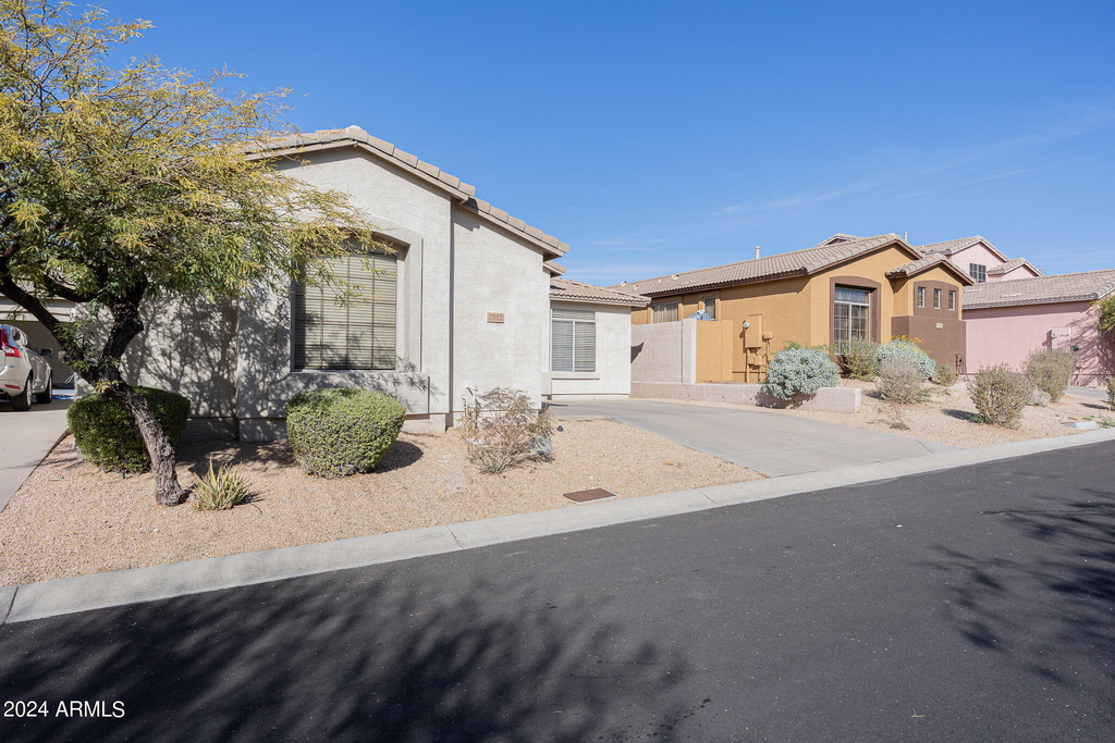 7312 E Mills Street - Photo 0