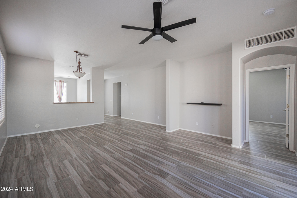 7312 E Mills Street - Photo 5