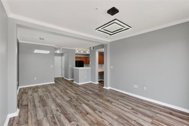330 Las Colinas Boulevard E - Photo 3
