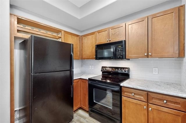 330 Las Colinas Boulevard E - Photo 10