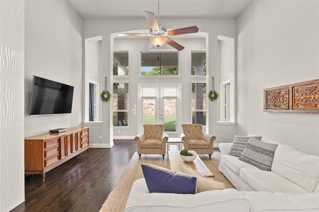 6637 Elderberry Way - Photo 17