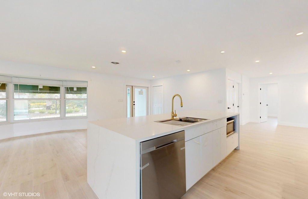 4761 Ne 28th Avenue - Photo 12