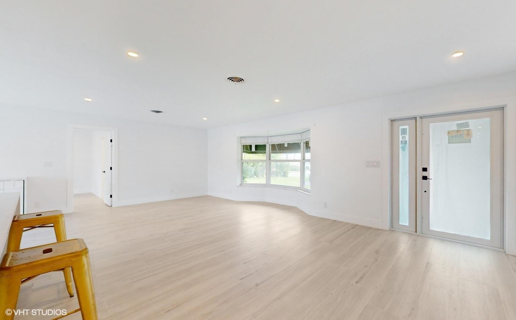 4761 Ne 28th Avenue - Photo 7