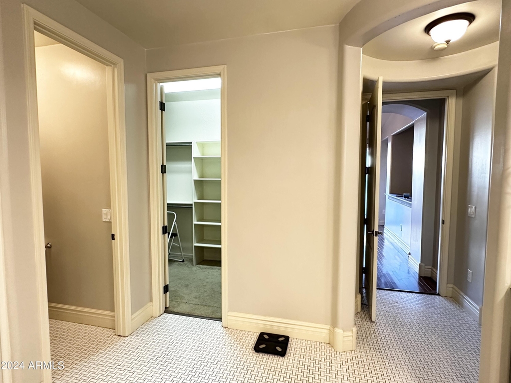 2303 E Dogwood Drive - Photo 11