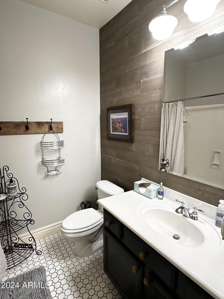 2303 E Dogwood Drive - Photo 33