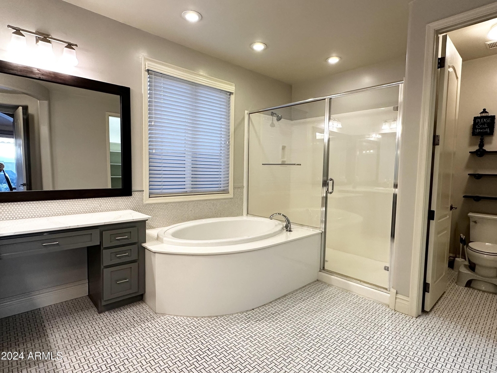 2303 E Dogwood Drive - Photo 12