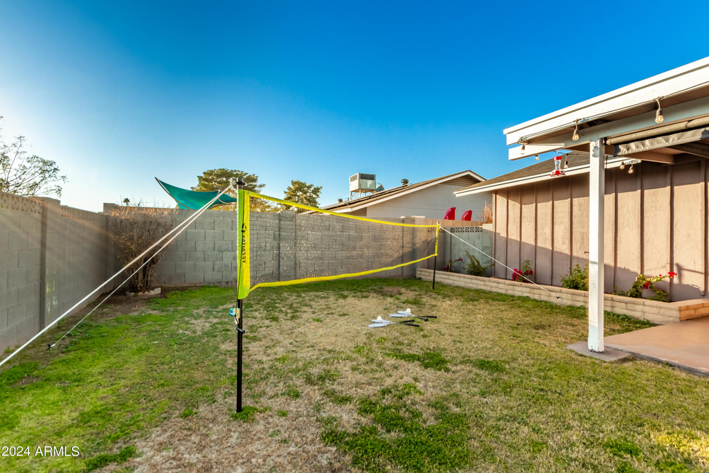 1645 E Manhatton Drive - Photo 18