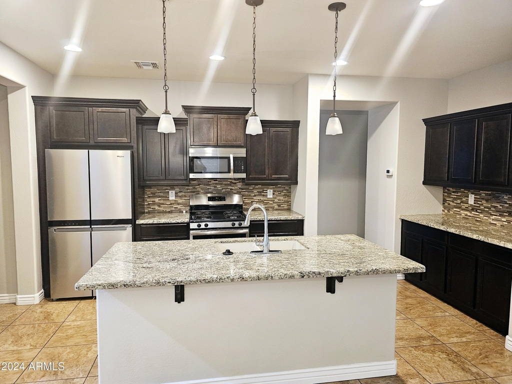 27284 N Skipping Rock Road - Photo 2