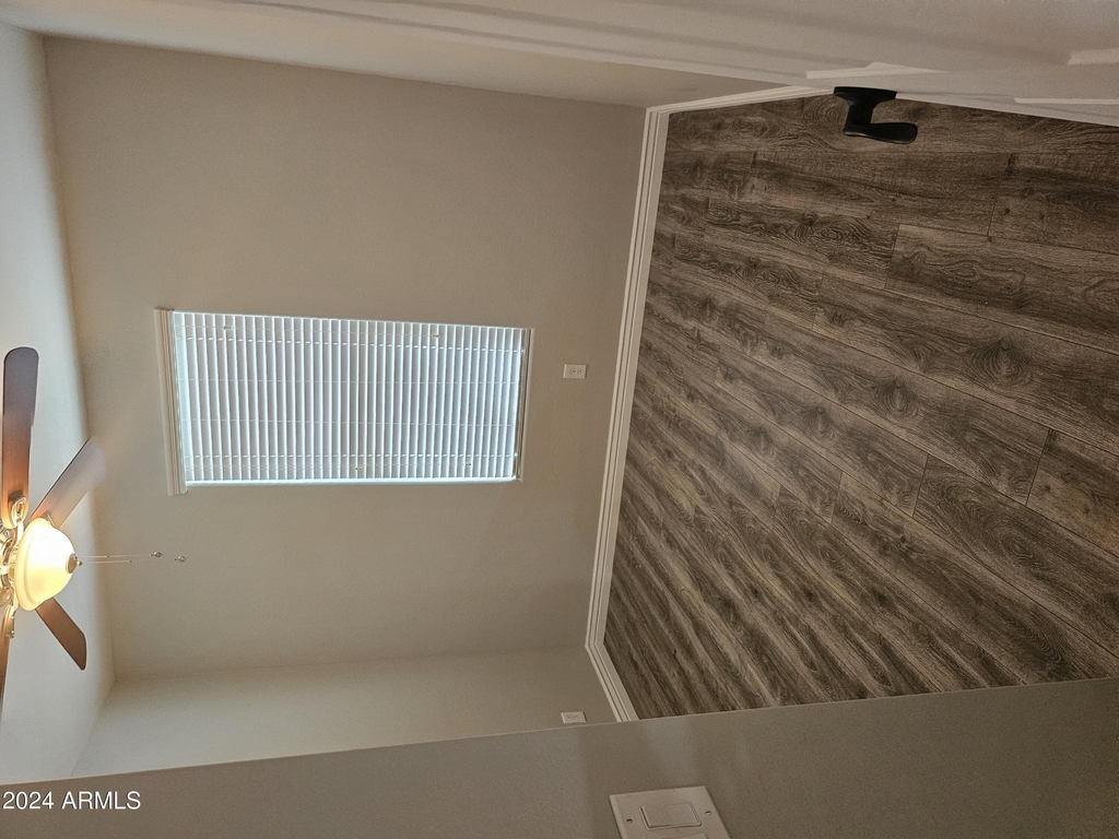 27284 N Skipping Rock Road - Photo 19