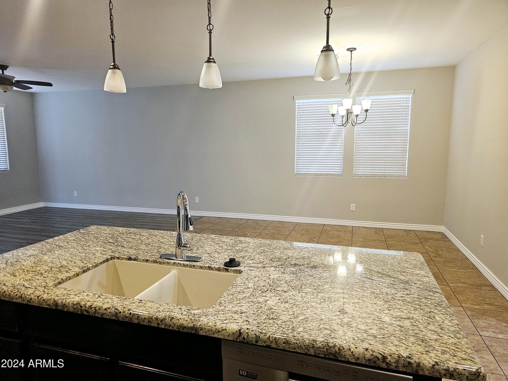 27284 N Skipping Rock Road - Photo 1