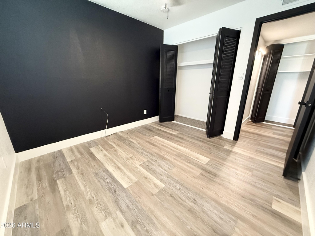2116 E Marconi Avenue - Photo 10