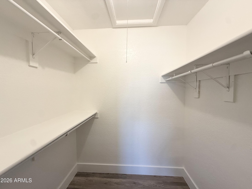 2116 E Marconi Avenue - Photo 8