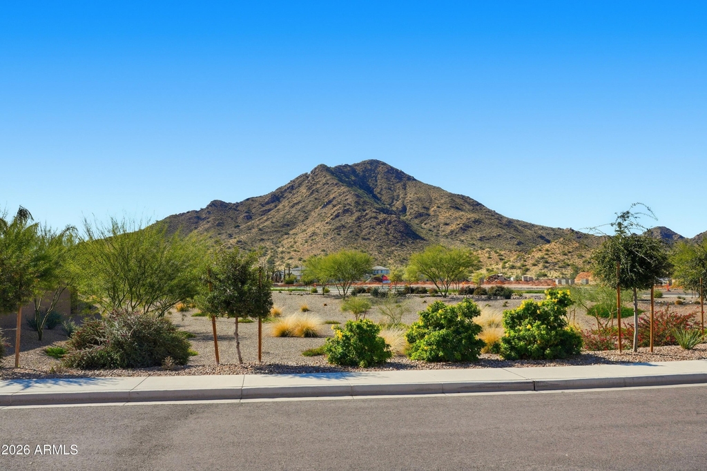 4650 W Gilbert Lane - Photo 26