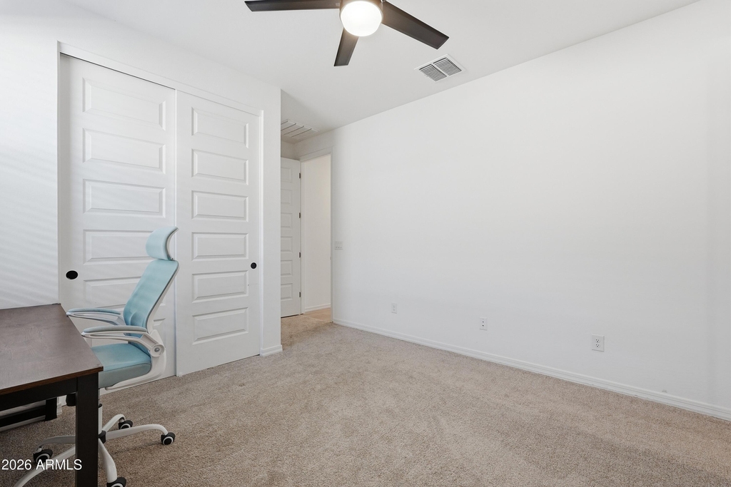 4650 W Gilbert Lane - Photo 15