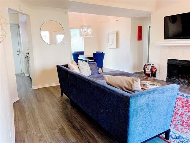3105 San Jacinto Street - Photo 3