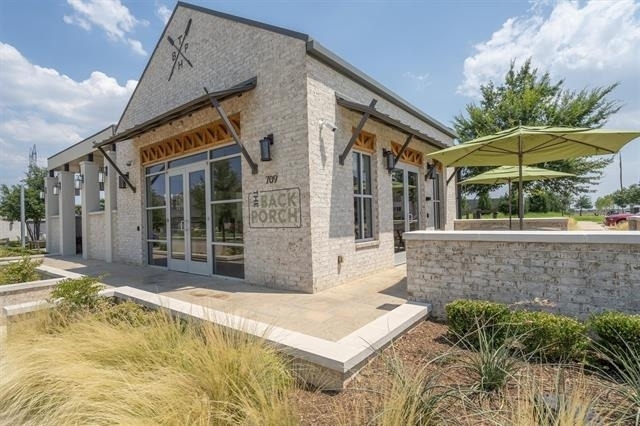 840 Parkside Drive - Photo 28