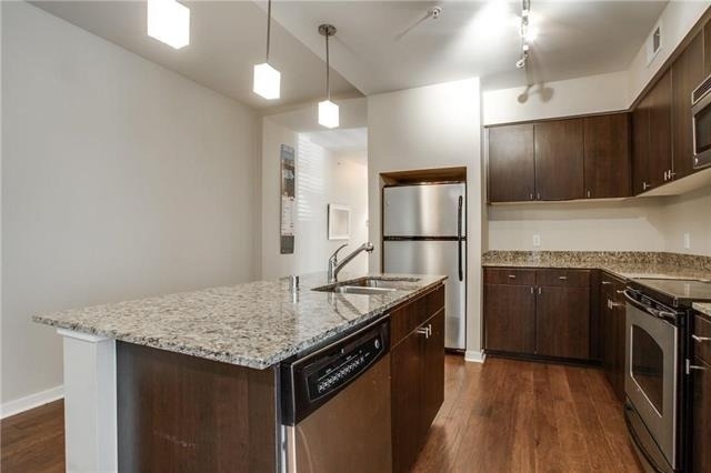 4107 Bowser Avenue - Photo 3