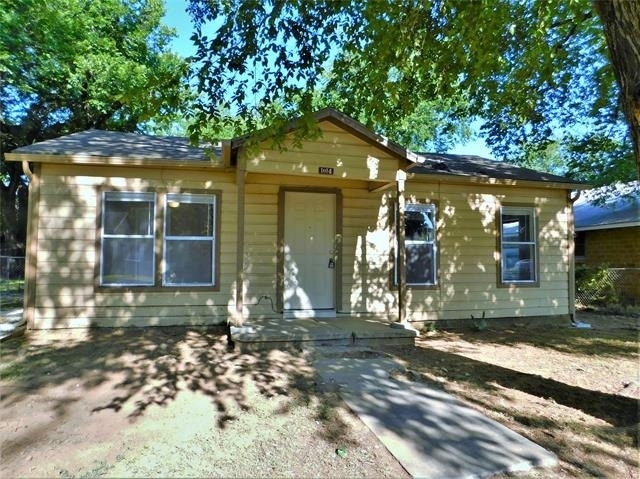 1014 Peak Street - Photo 1