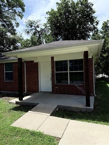 400 Blackwood Street - Photo 0