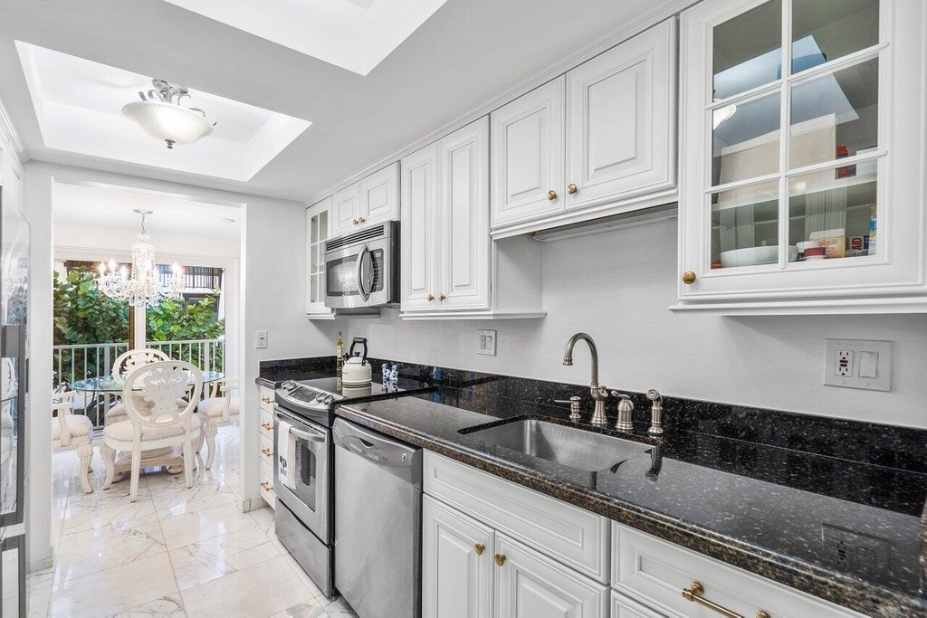 350 S Ocean Boulevard - Photo 15
