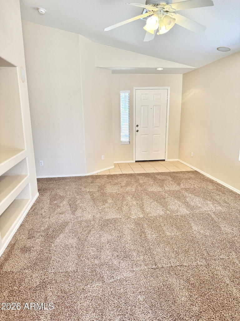 35 N 123rd Drive - Photo 8
