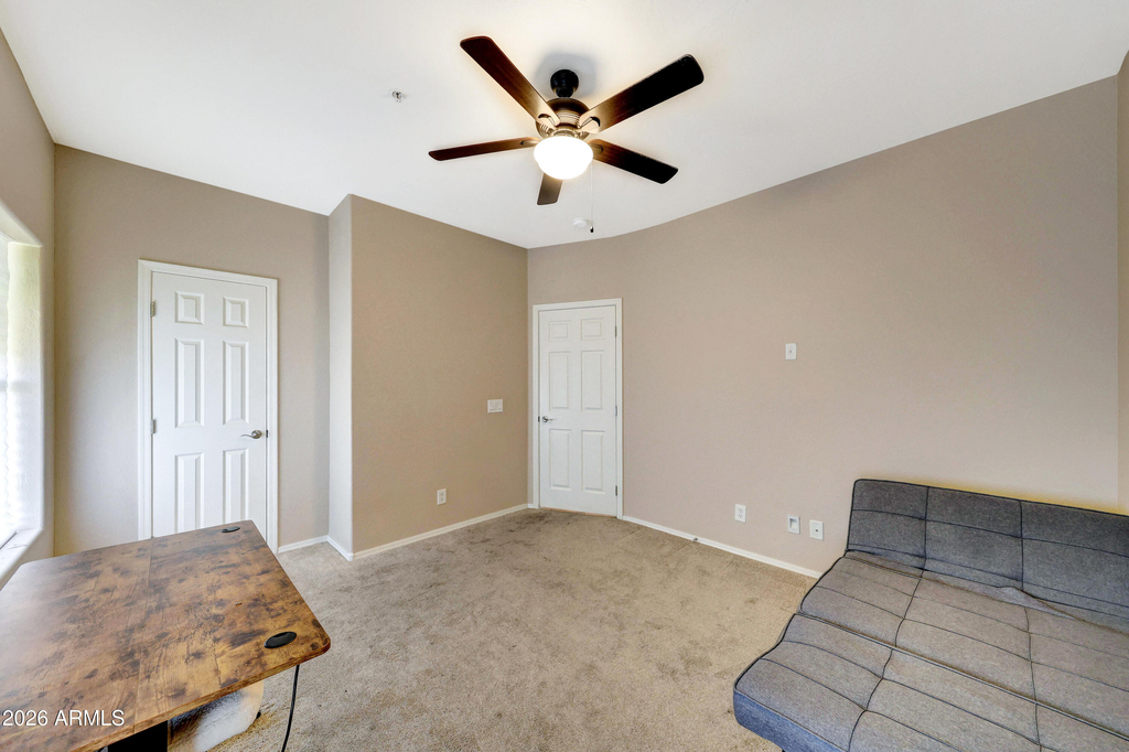 2950 W Louise Drive - Photo 14