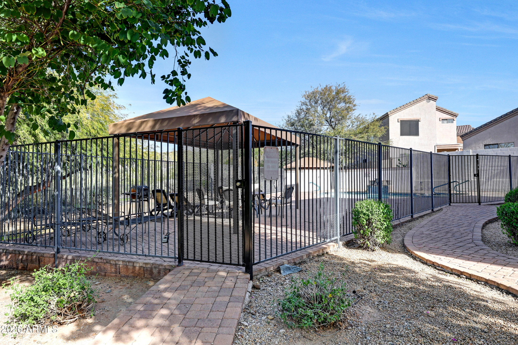 2950 W Louise Drive - Photo 7