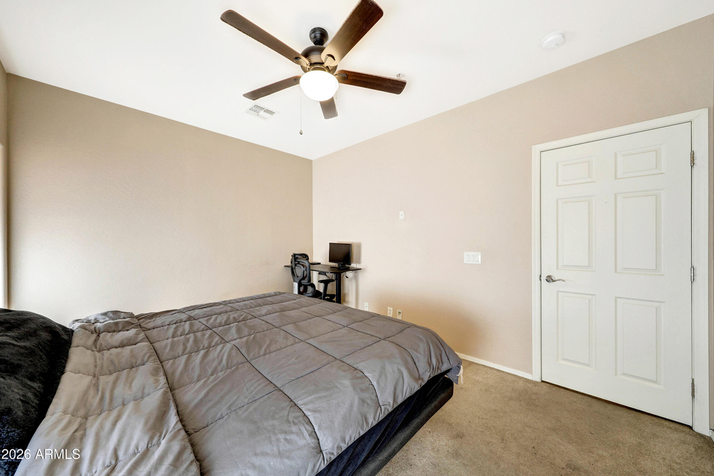 2950 W Louise Drive - Photo 20