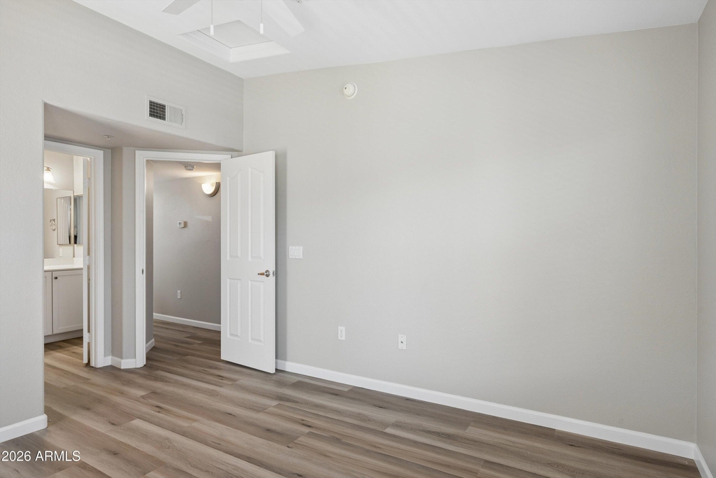 2402 E 5th Street - Photo 18